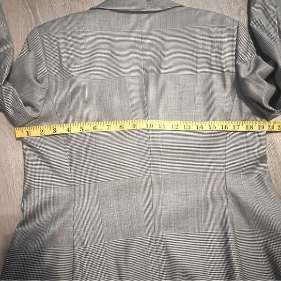 Escada plaid blazer Windowpane Black White Classic Wool Single Breast 42 L - Picture 12 of 16